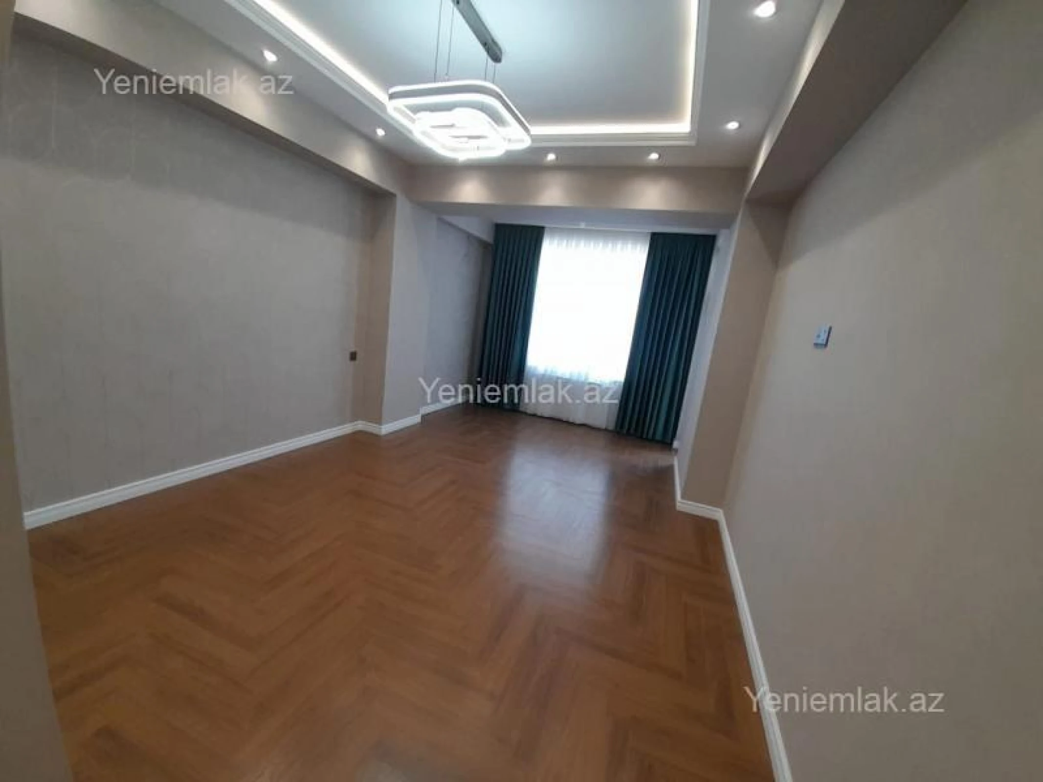 Satılır 3 otaqlı yeni tikili 115 m²