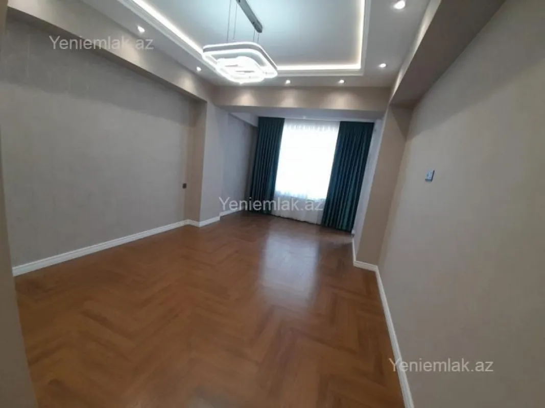 Satılır 3 otaqlı yeni tikili 115 m²