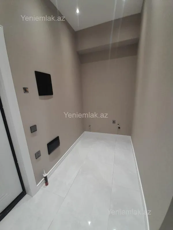 Satılır 3 otaqlı yeni tikili 115 m²