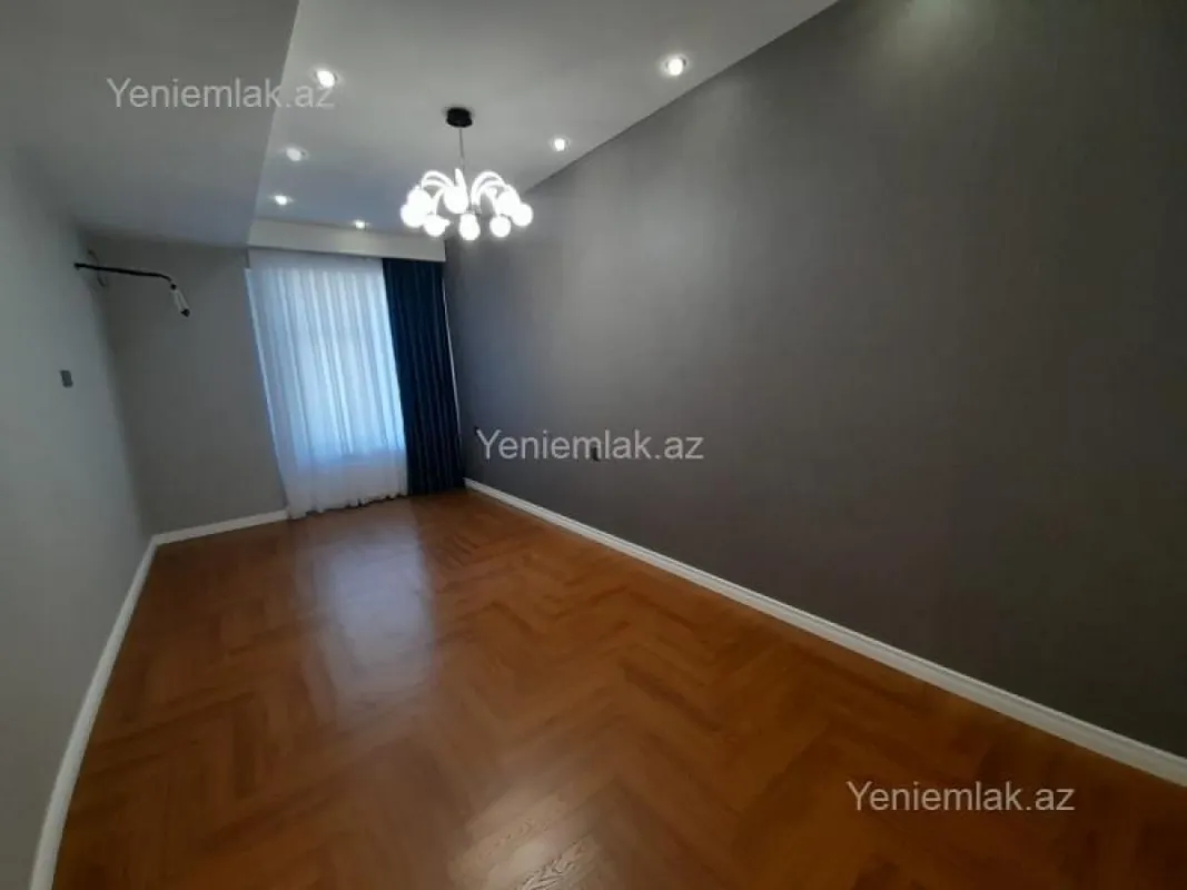 Satılır 3 otaqlı yeni tikili 115 m²