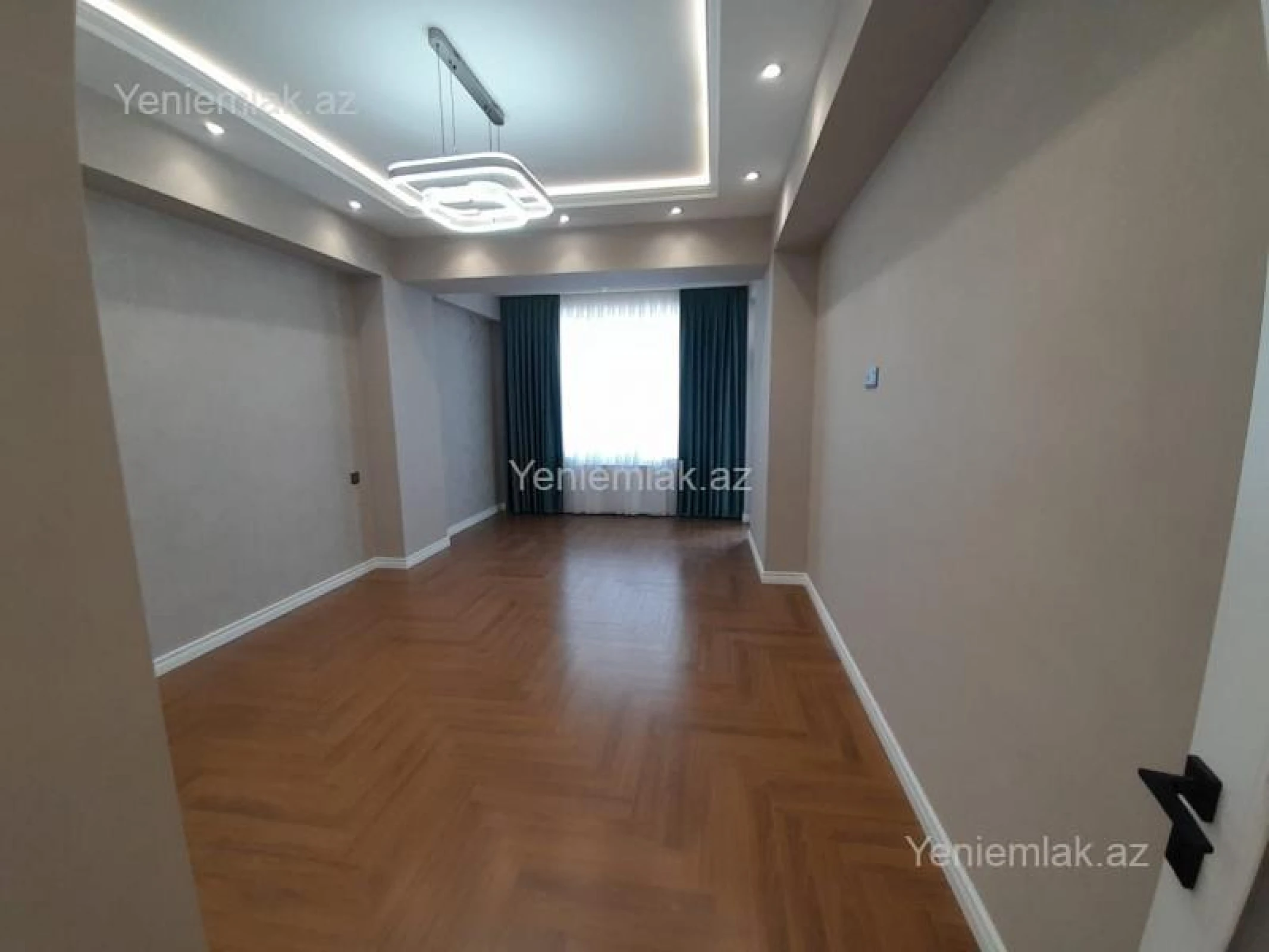 Satılır 3 otaqlı yeni tikili 115 m²