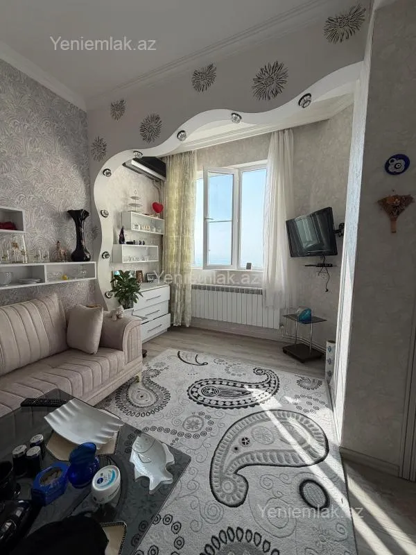Satılır 2 otaqlı yeni tikili 55 m²