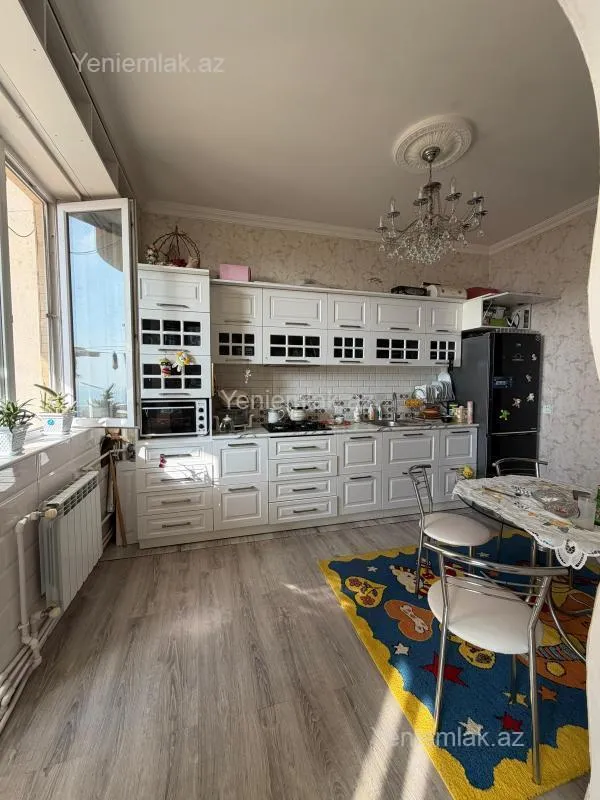 Satılır 2 otaqlı yeni tikili 55 m²