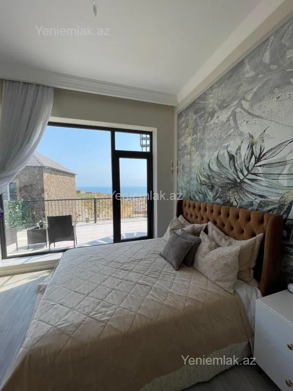 Satılır 6 otaqlı həyət evi 400 m²