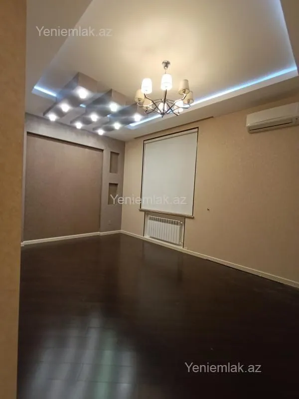 Satılır 7 otaqlı həyət evi 420 m²
