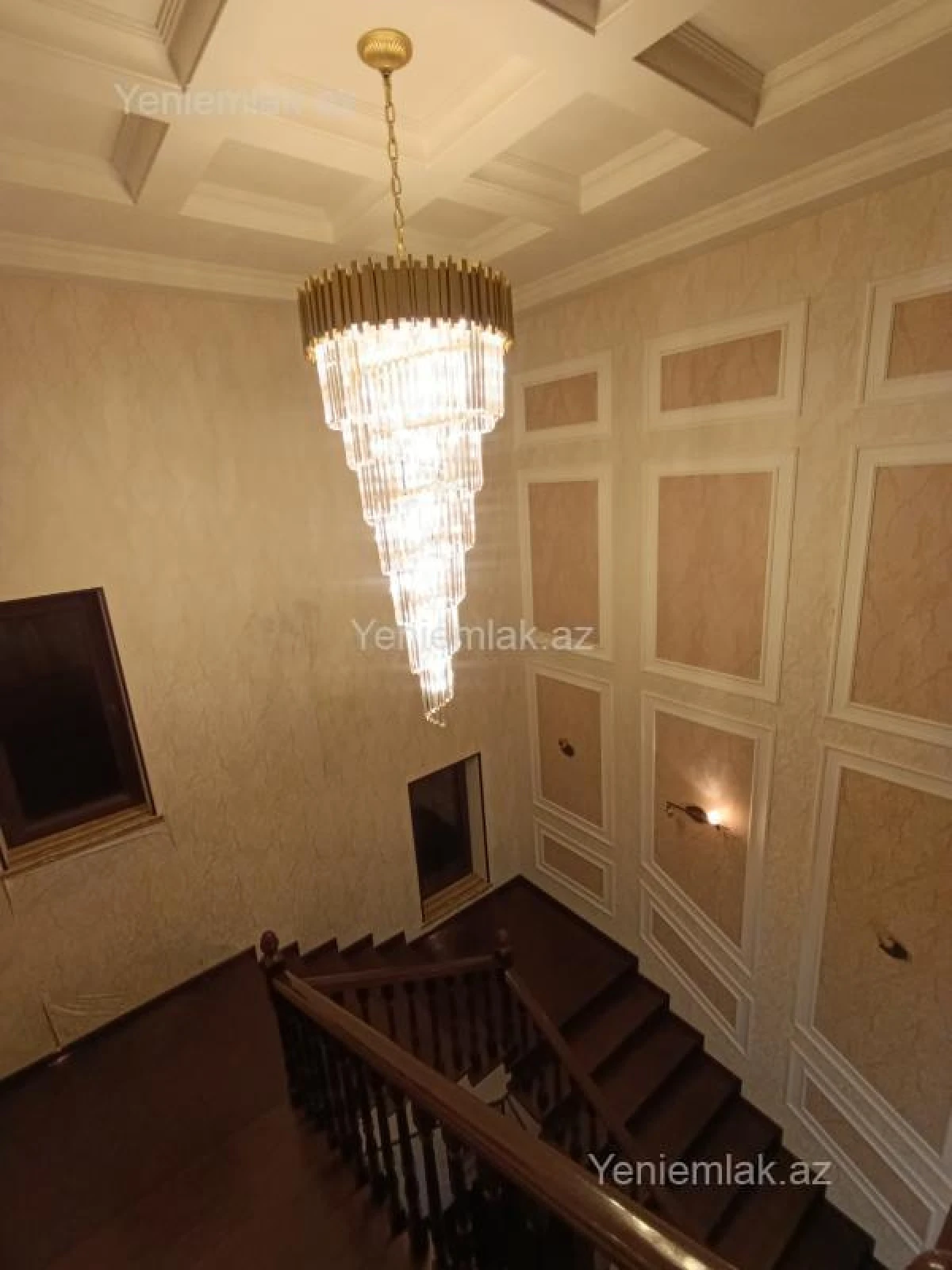 Satılır 7 otaqlı həyət evi 420 m²