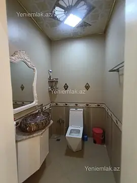 Satılır 7 otaqlı həyət evi 420 m²