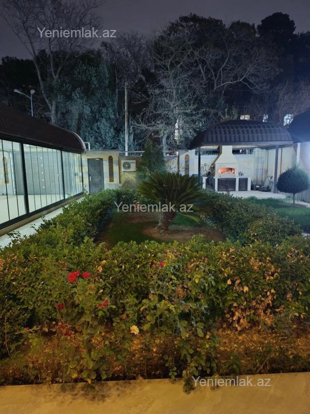 Satılır 7 otaqlı həyət evi 420 m²