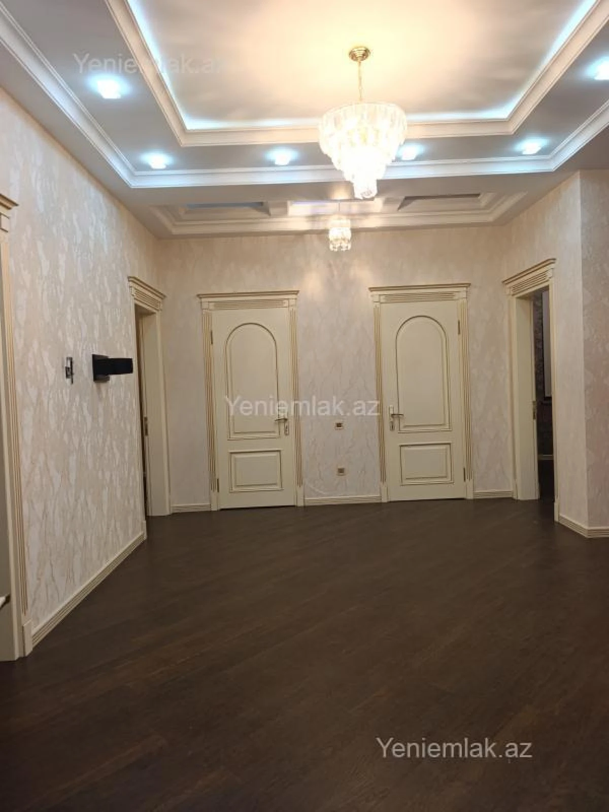 Satılır 7 otaqlı həyət evi 420 m²