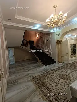 Satılır 7 otaqlı həyət evi 420 m²