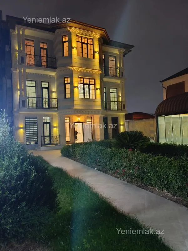 Satılır 7 otaqlı həyət evi 420 m²