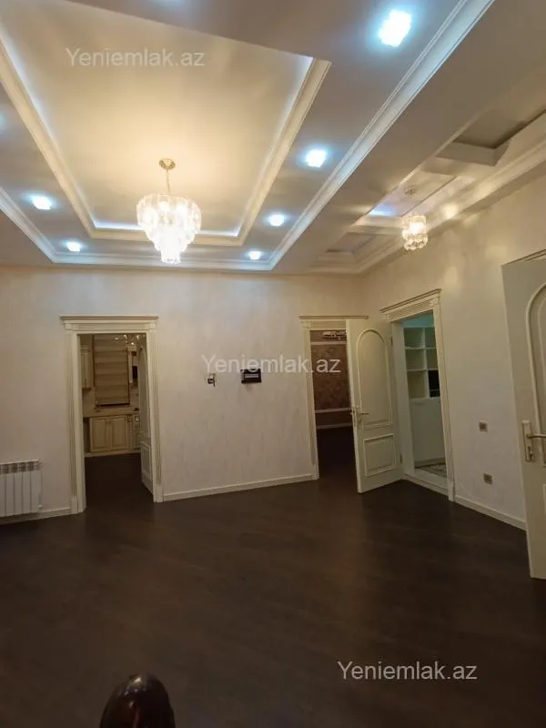 Satılır 7 otaqlı həyət evi 420 m²
