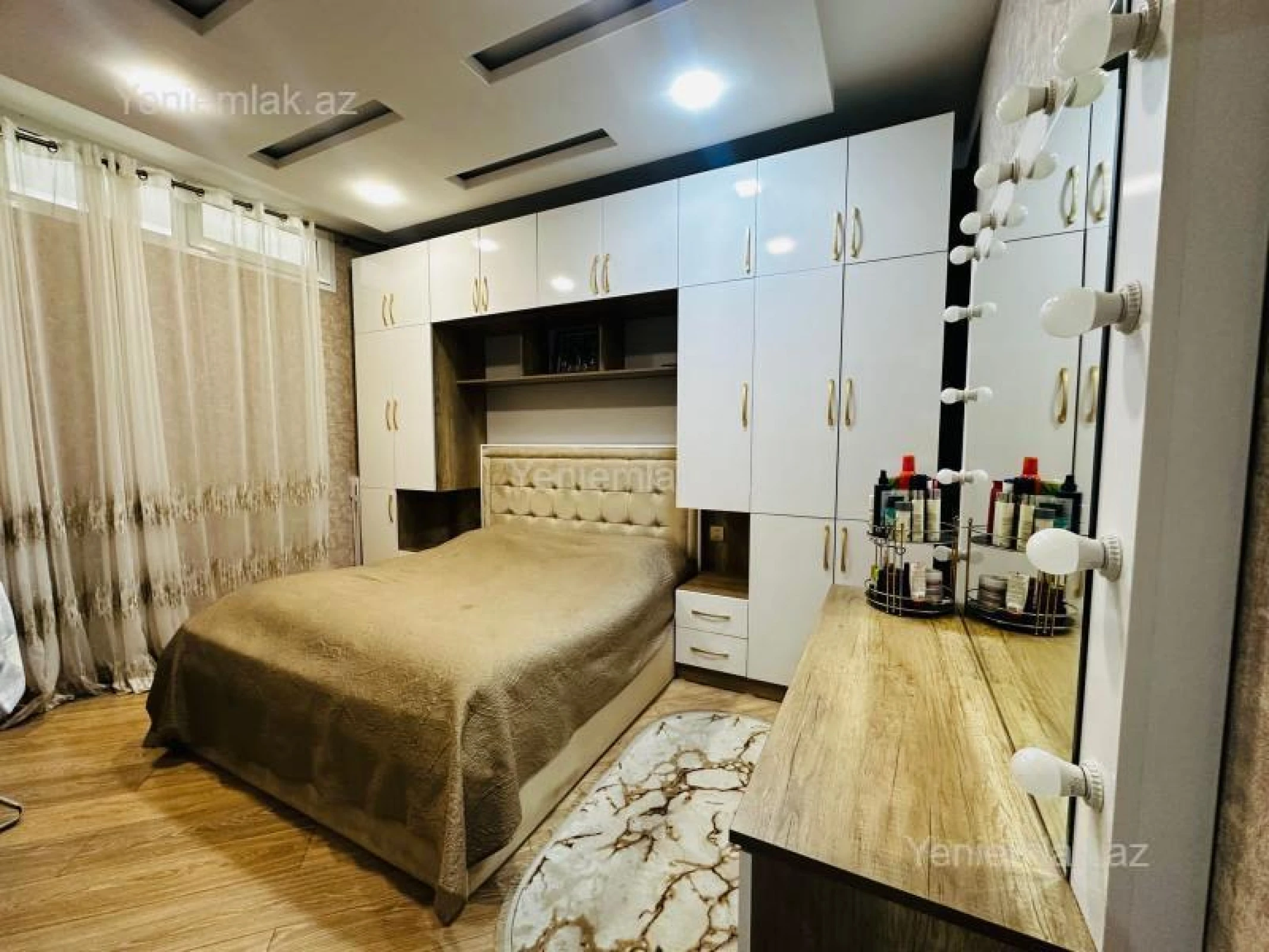 Satılır 3 otaqlı yeni tikili 77 m²