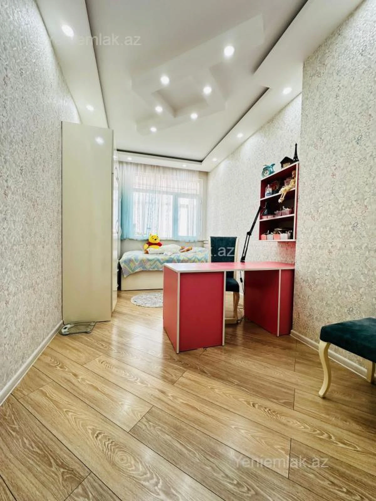Satılır 3 otaqlı yeni tikili 77 m²