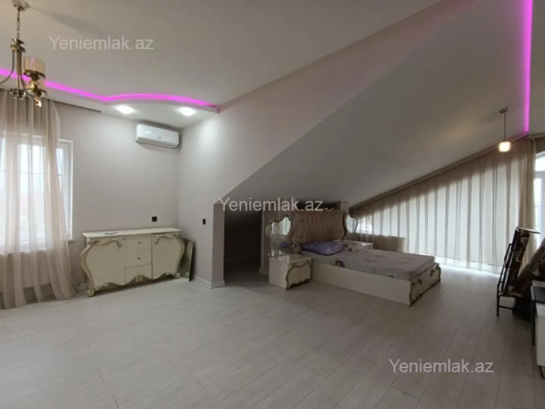 Satılır 6 otaqlı həyət evi 340 m²
