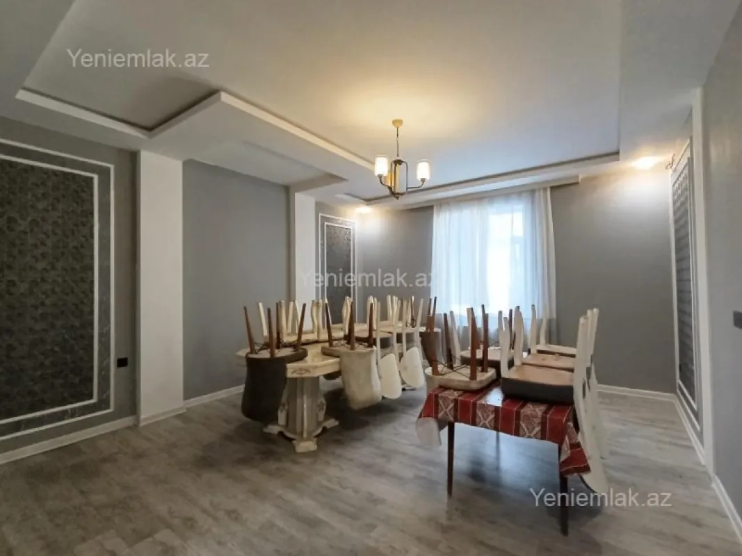 Satılır 6 otaqlı həyət evi 340 m²