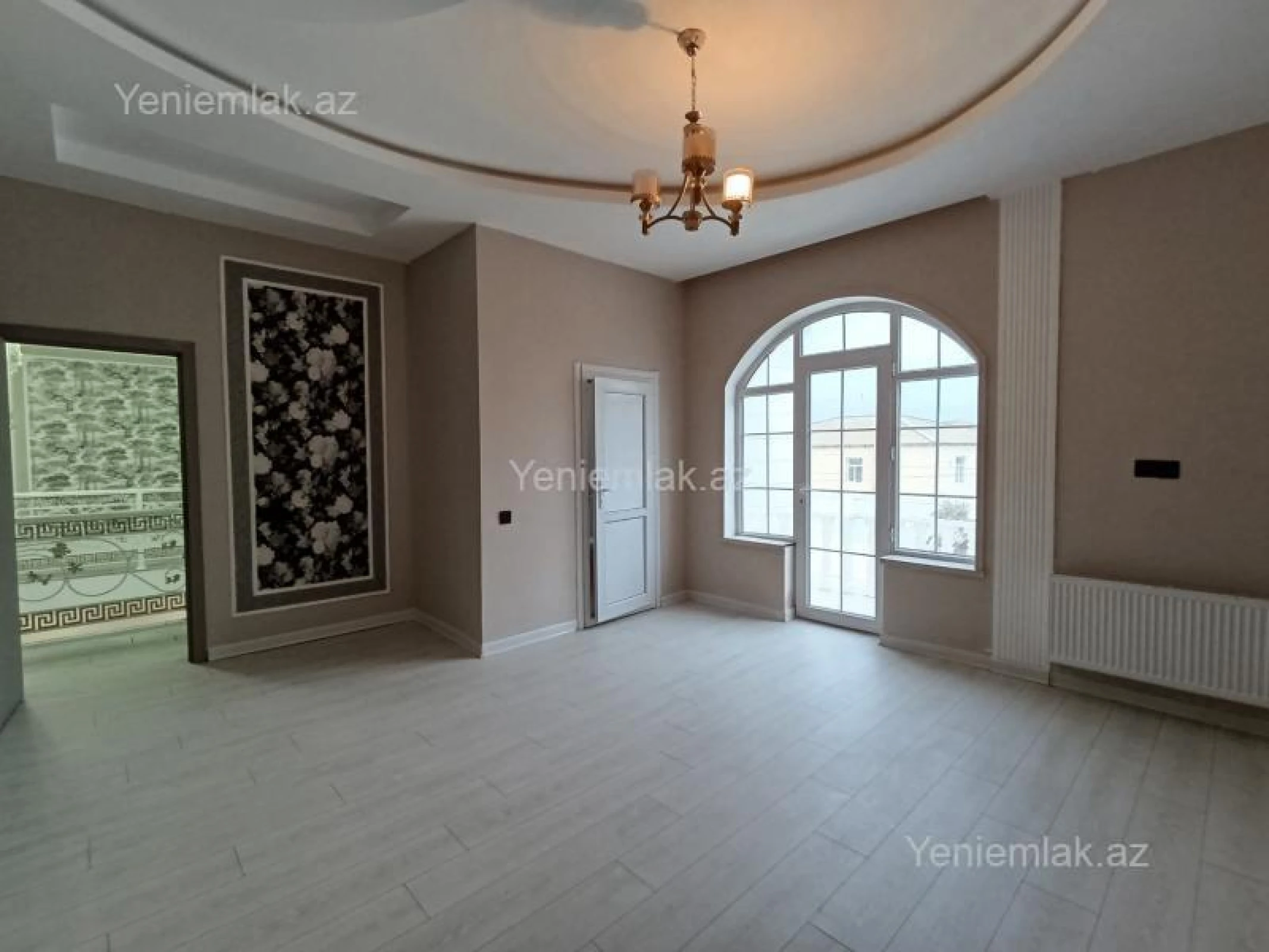 Satılır 6 otaqlı həyət evi 340 m²
