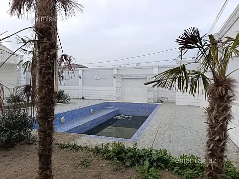 Satılır 6 otaqlı həyət evi 340 m²