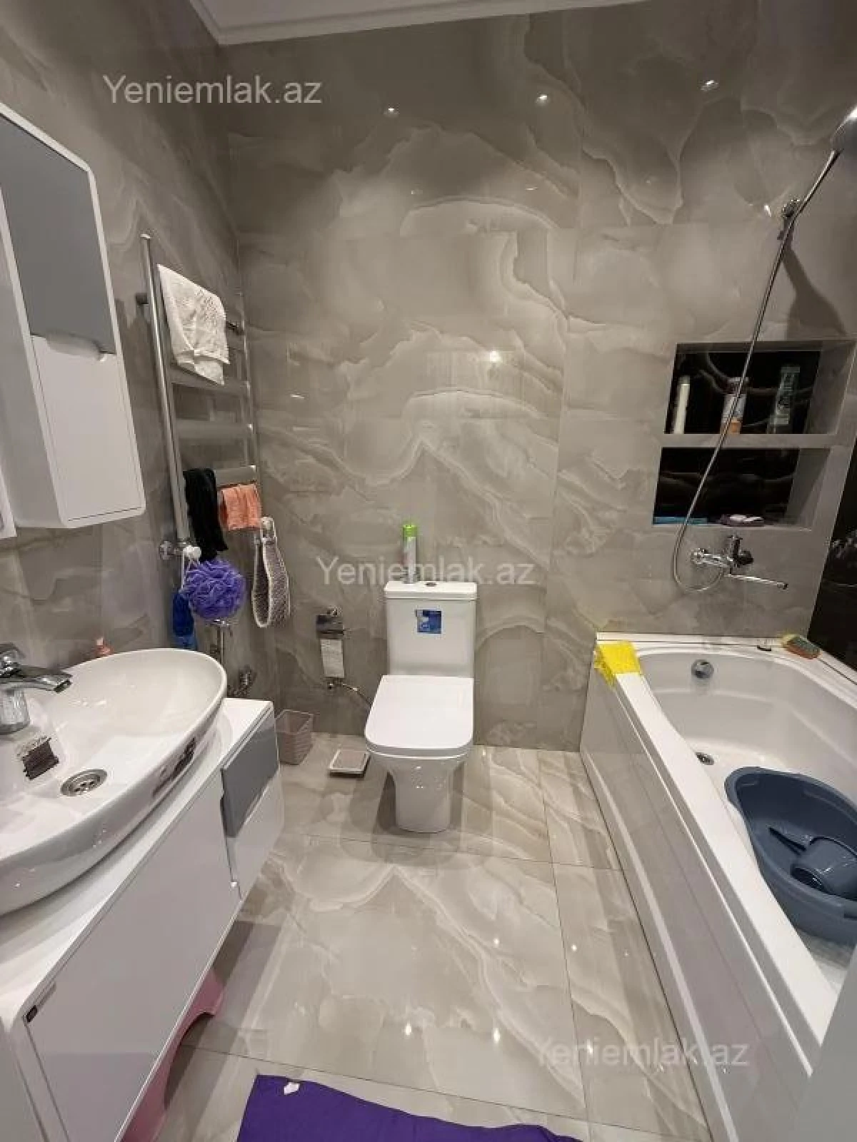 Satılır 2 otaqlı yeni tikili 78 m²