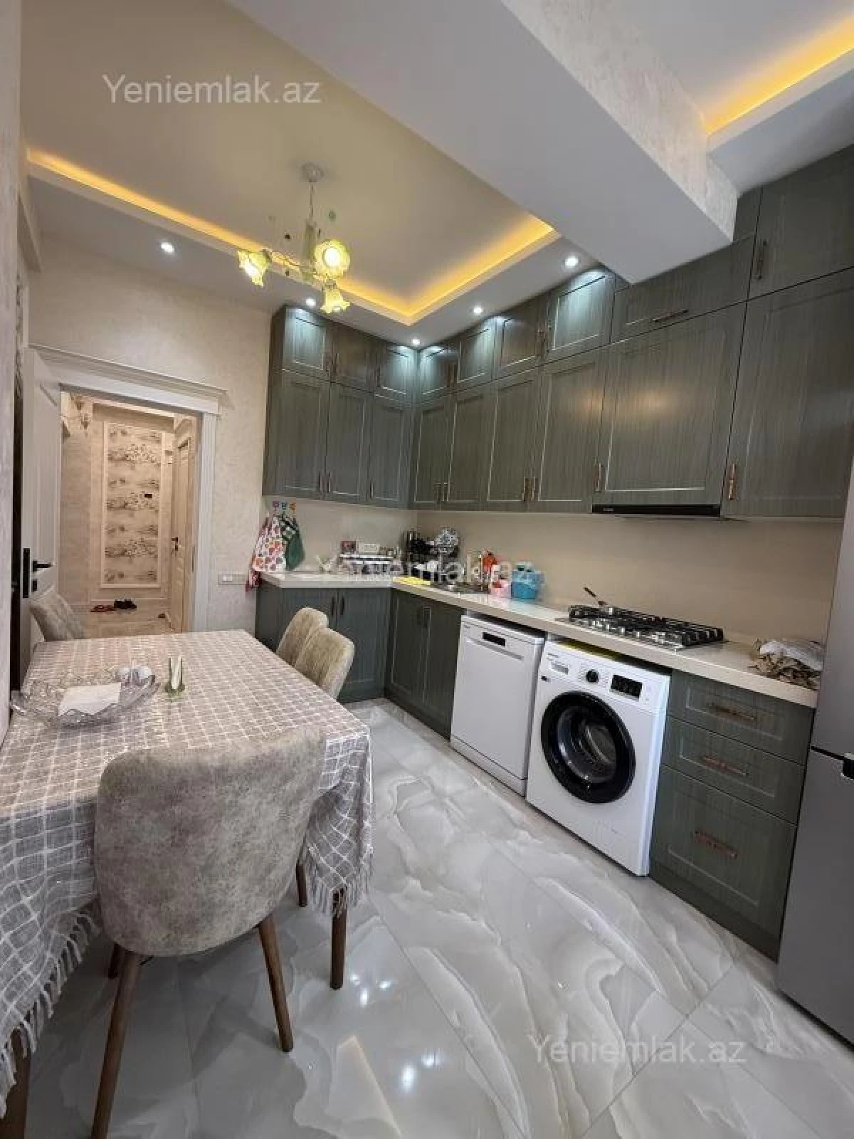 Satılır 2 otaqlı yeni tikili 78 m²