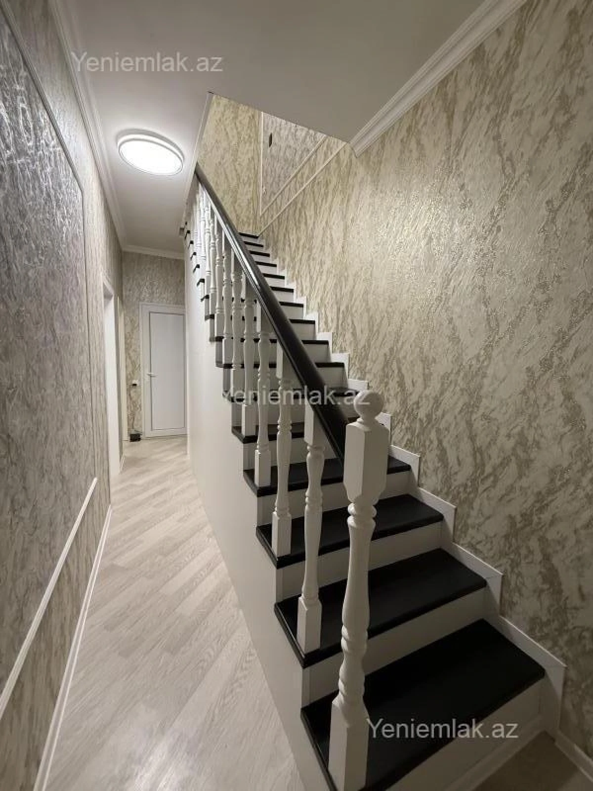 Satılır 4 otaqlı həyət evi 100 m²