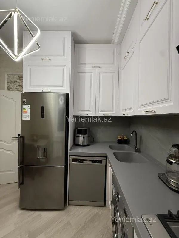 Satılır 4 otaqlı həyət evi 100 m²