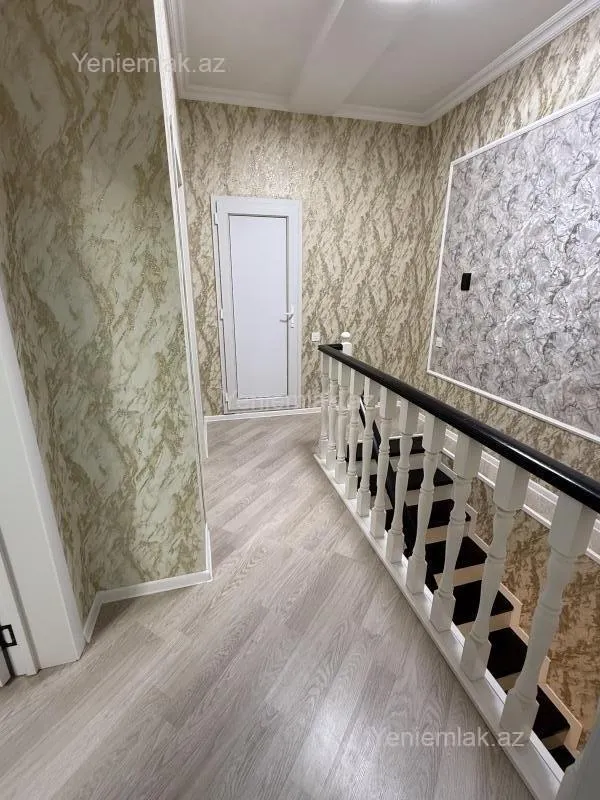 Satılır 4 otaqlı həyət evi 100 m²