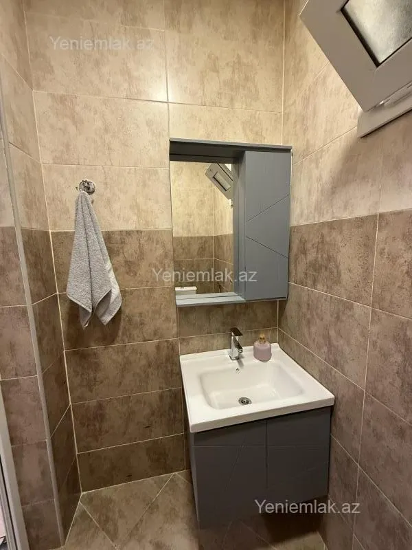 Satılır 4 otaqlı həyət evi 100 m²