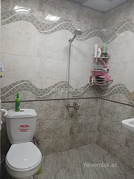 Satılır 1 otaqlı köhnə tikili 40 m²