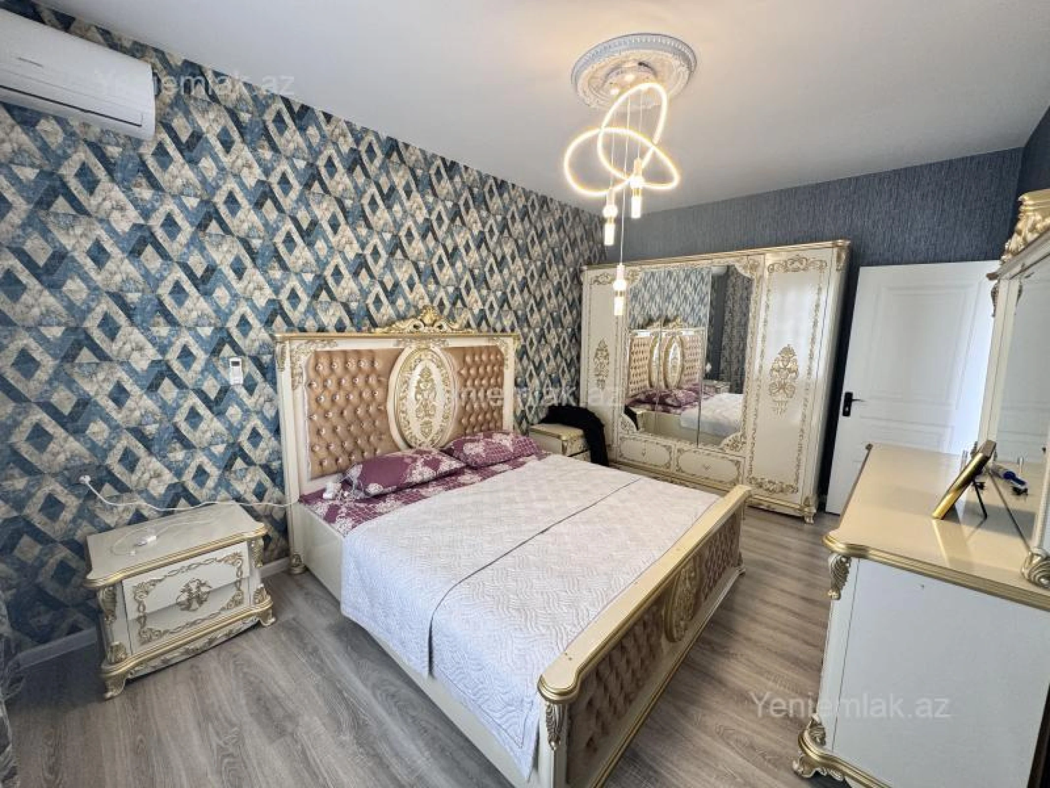 Satılır 4 otaqlı həyət evi 140 m²