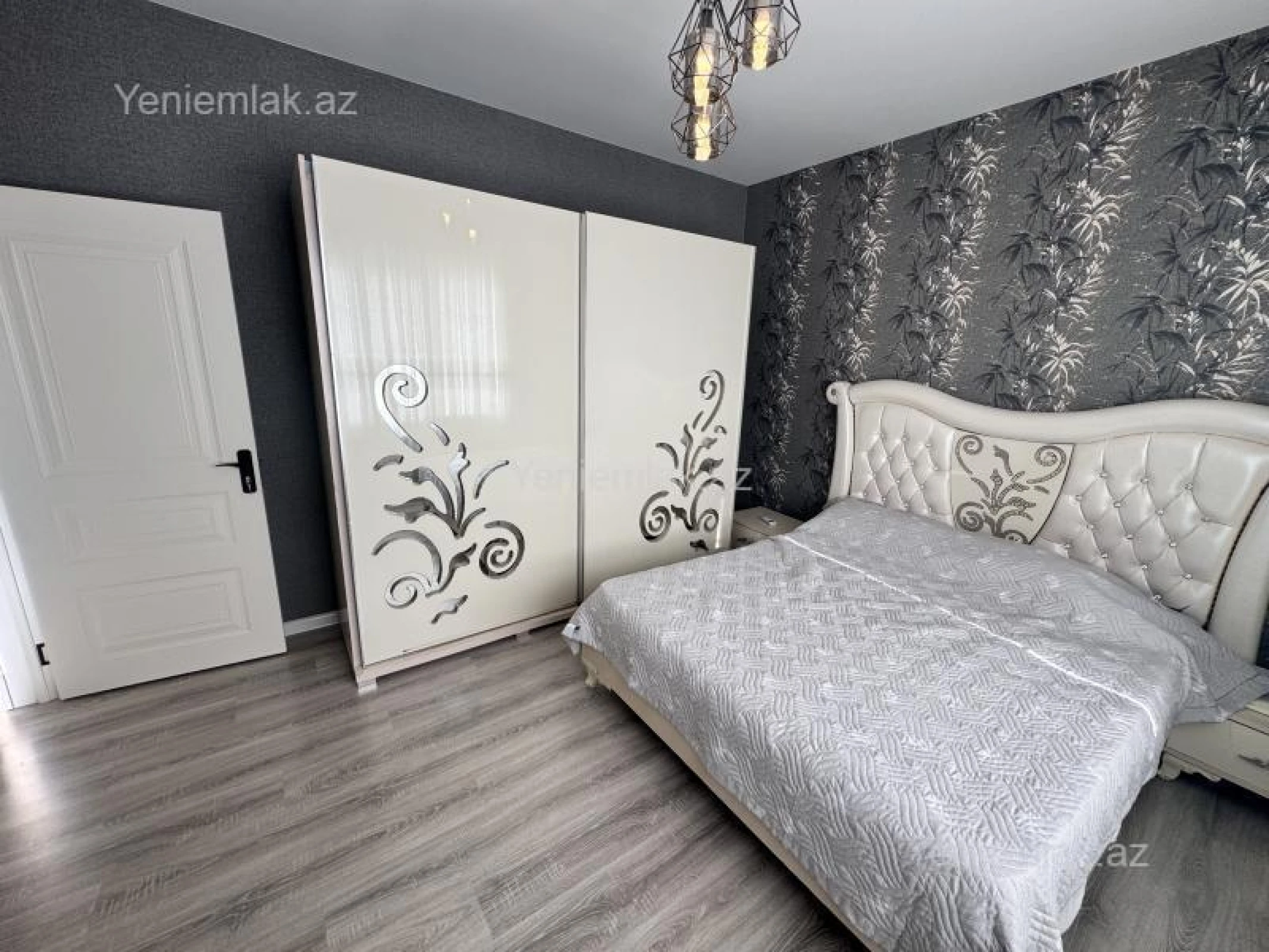 Satılır 4 otaqlı həyət evi 140 m²