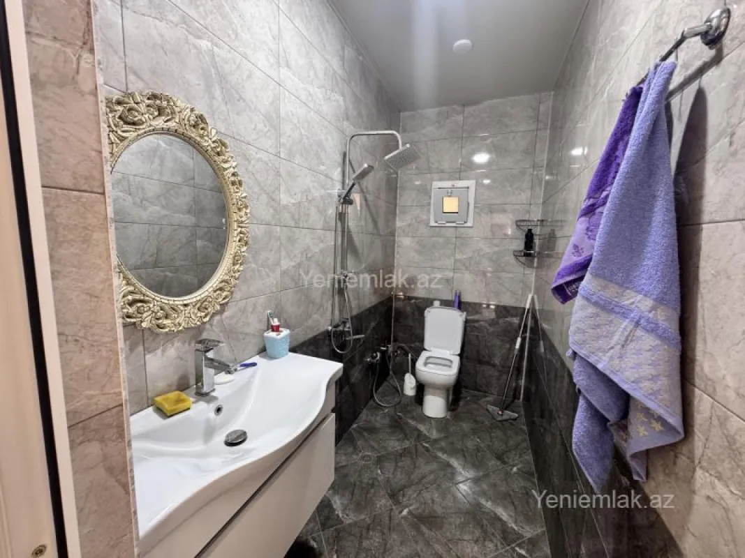 Satılır 4 otaqlı həyət evi 140 m²