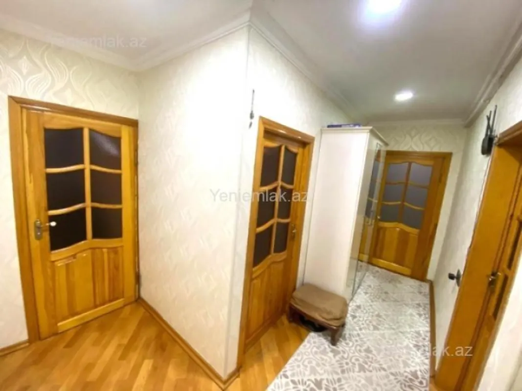 Satılır 3 otaqlı yeni tikili 70 m²