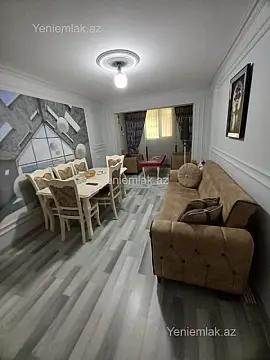 Satılır 2 otaqlı köhnə tikili 50 m² — Sumqayıt, 8-ci mikrorayon 2 otaq 50.00 m²