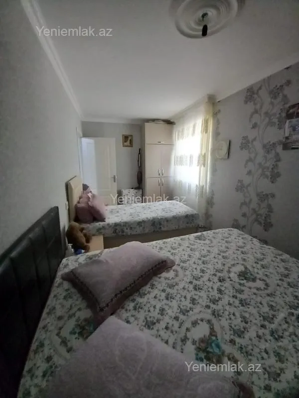Satılır 2 otaqlı köhnə tikili 50 m²