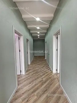 Satılır 6 otaqlı həyət evi 240 m²