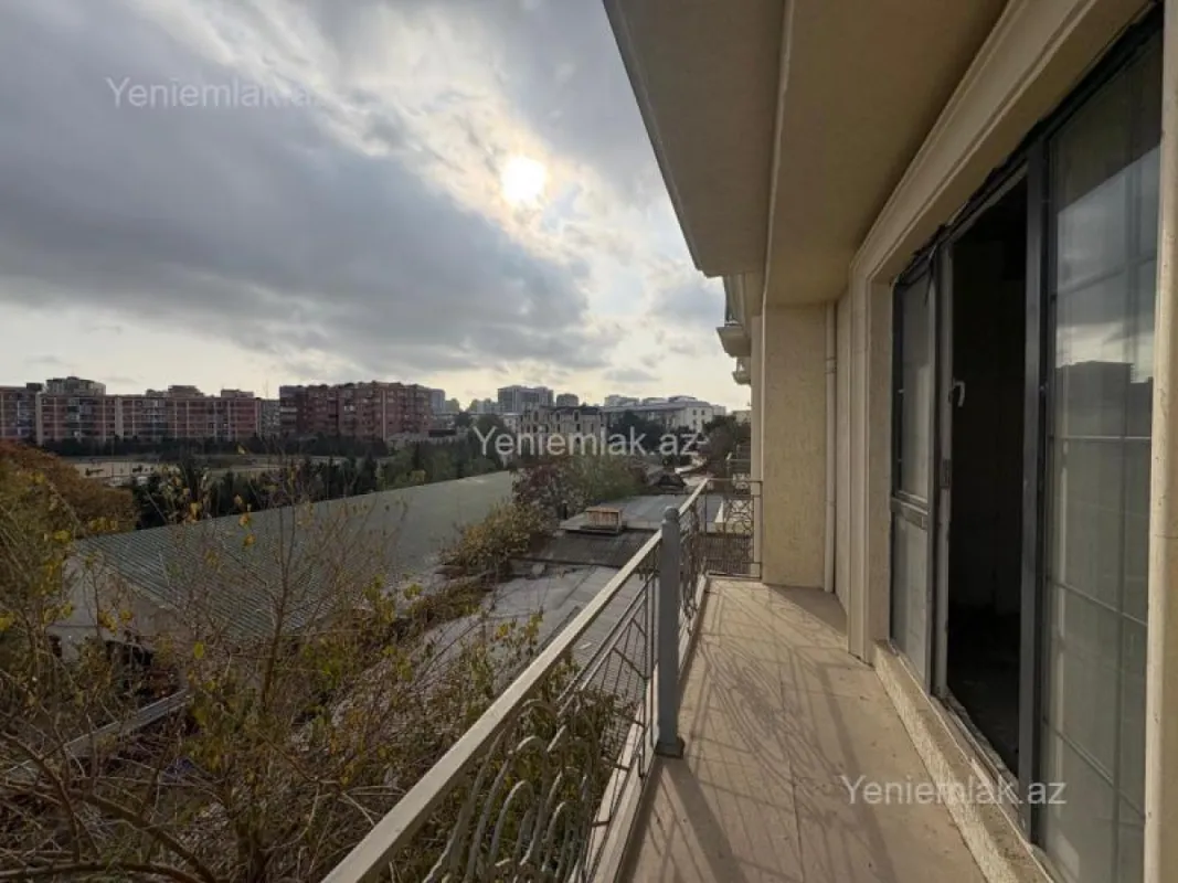 Satılır 4 otaqlı yeni tikili 201 m²