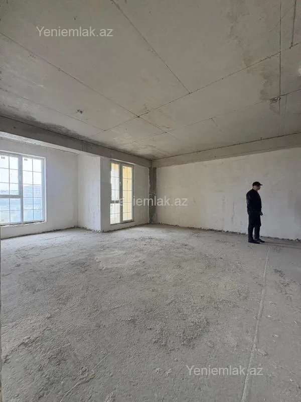 Satılır 3 otaqlı yeni tikili 154 m²