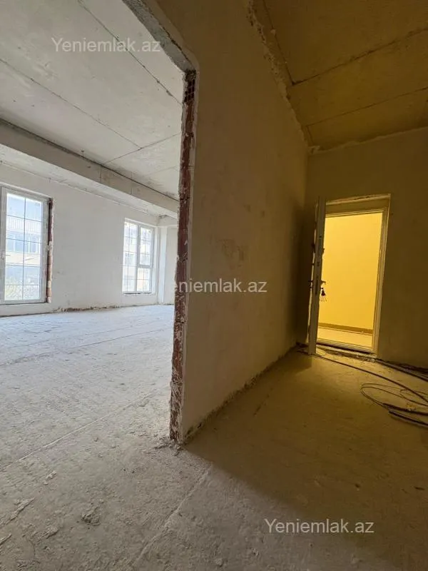Satılır 2 otaqlı yeni tikili 98 m²