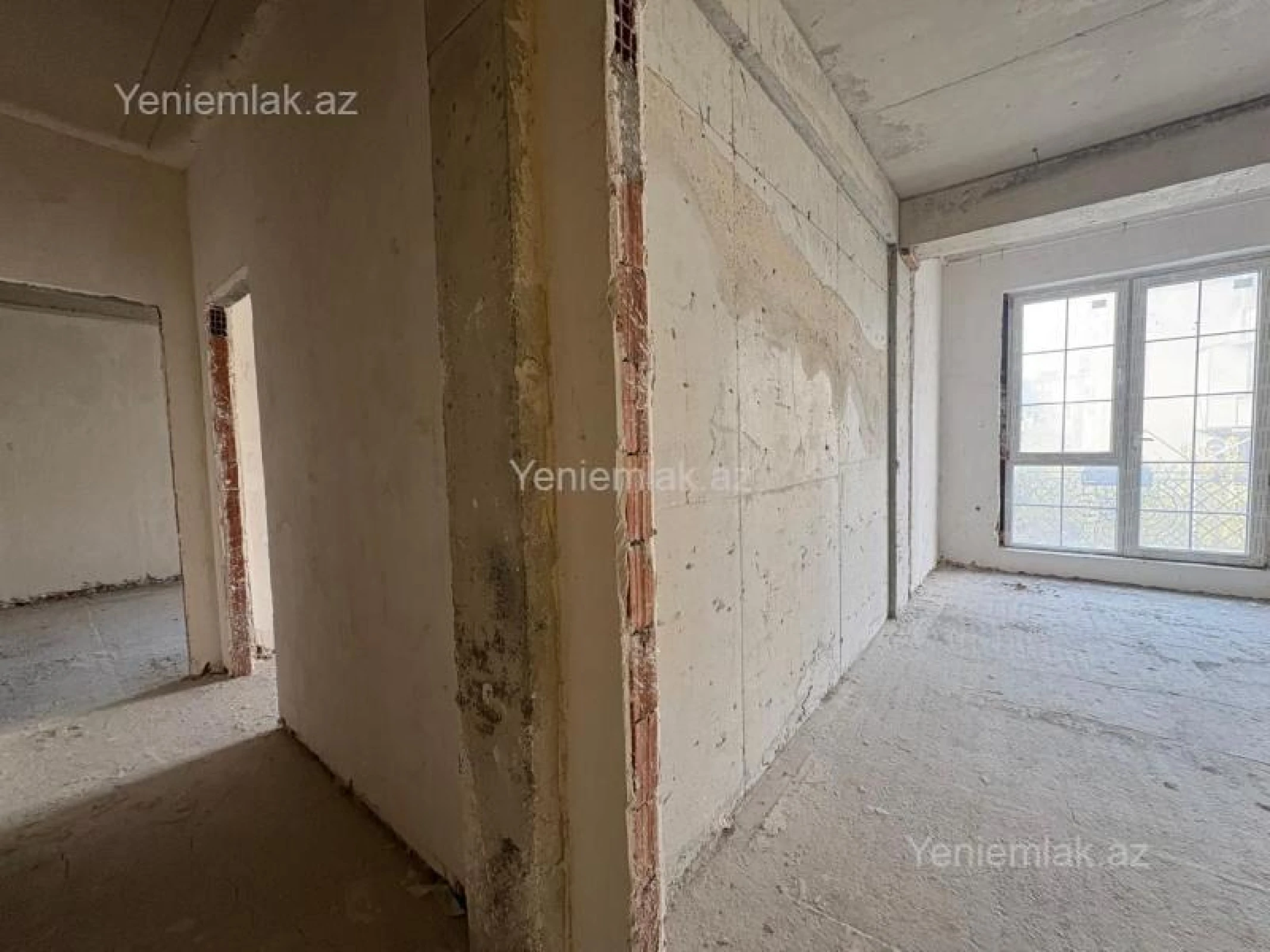 Satılır 2 otaqlı yeni tikili 98 m²