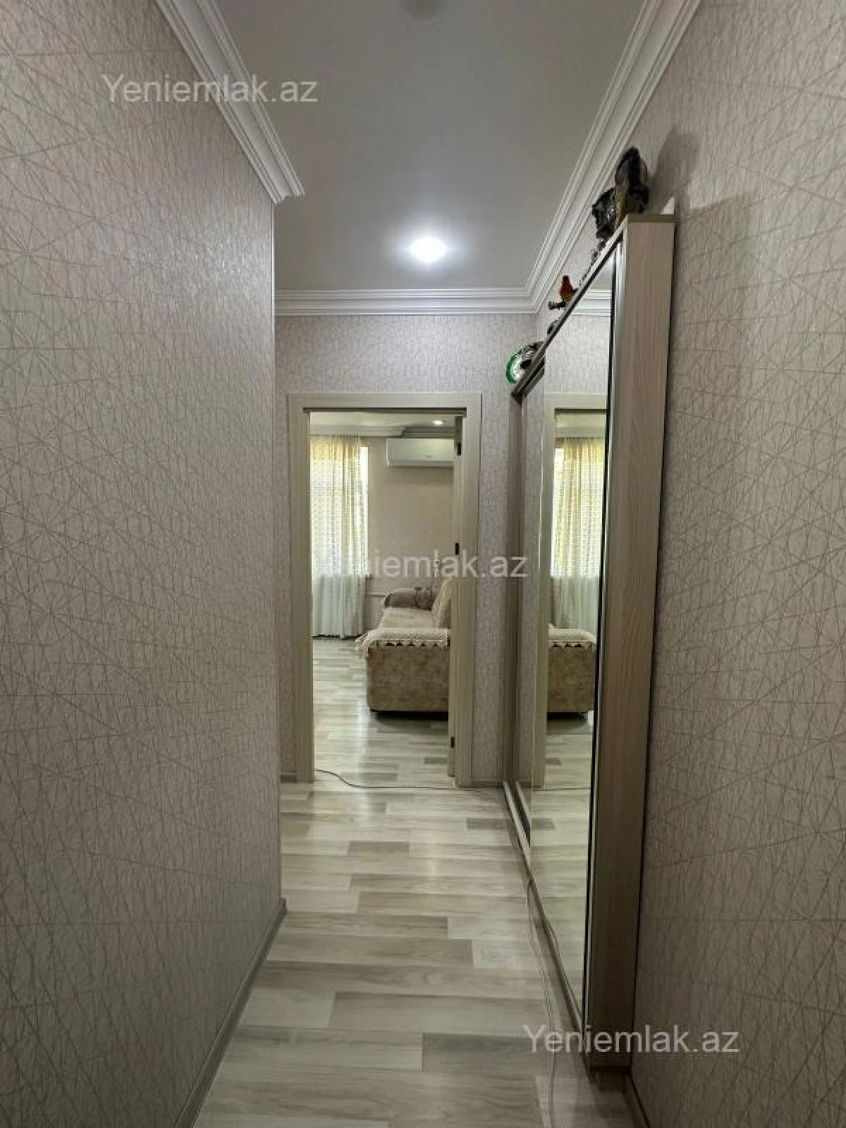 Satılır 2 otaqlı köhnə tikili 45 m²
