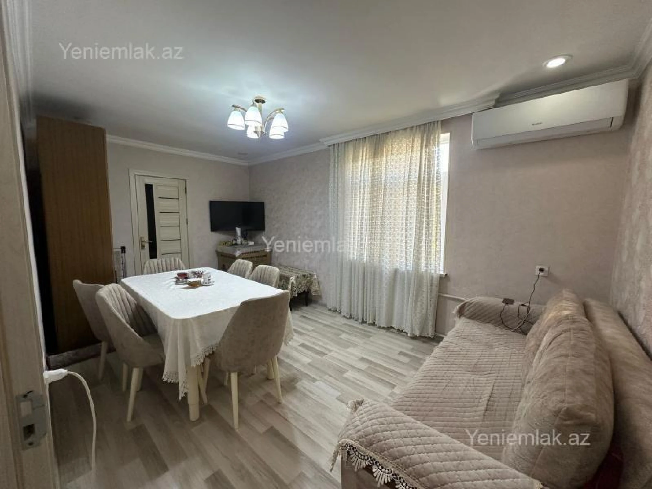 Satılır 2 otaqlı köhnə tikili 45 m²