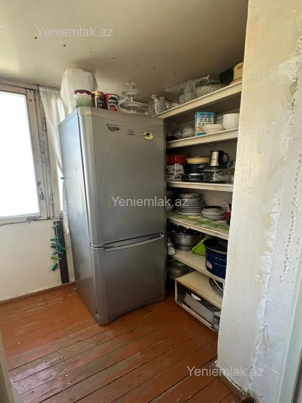 Satılır 2 otaqlı köhnə tikili 45 m²
