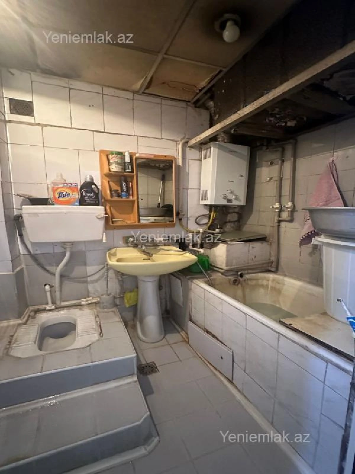 Satılır 2 otaqlı köhnə tikili 45 m²