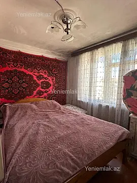 Satılır 2 otaqlı köhnə tikili 45 m²