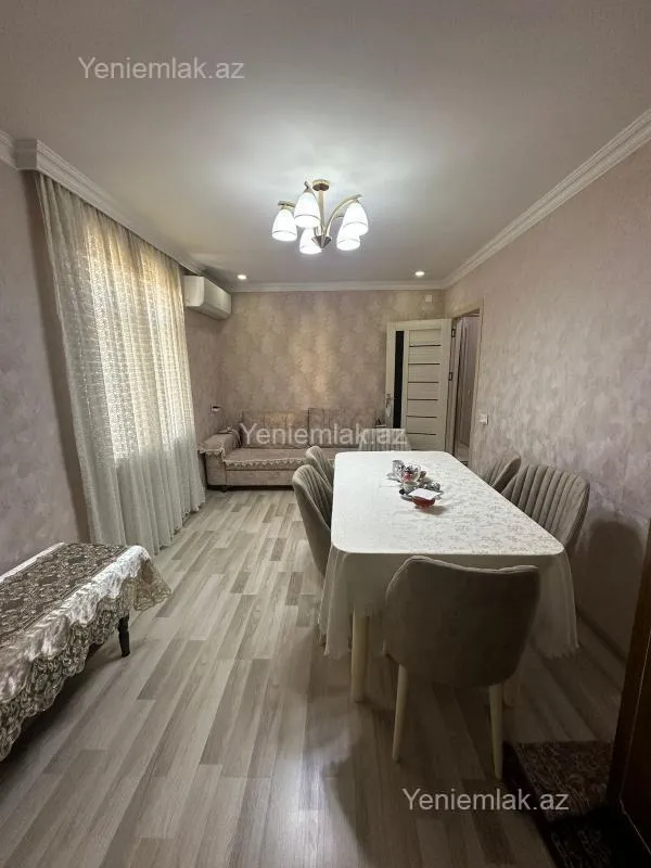 Satılır 2 otaqlı köhnə tikili 45 m²