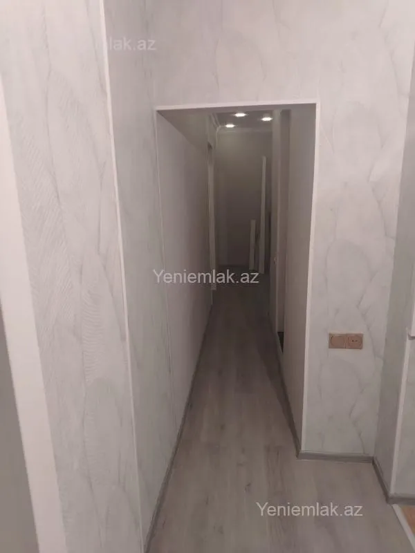 Satılır 1 otaqlı köhnə tikili 37 m²