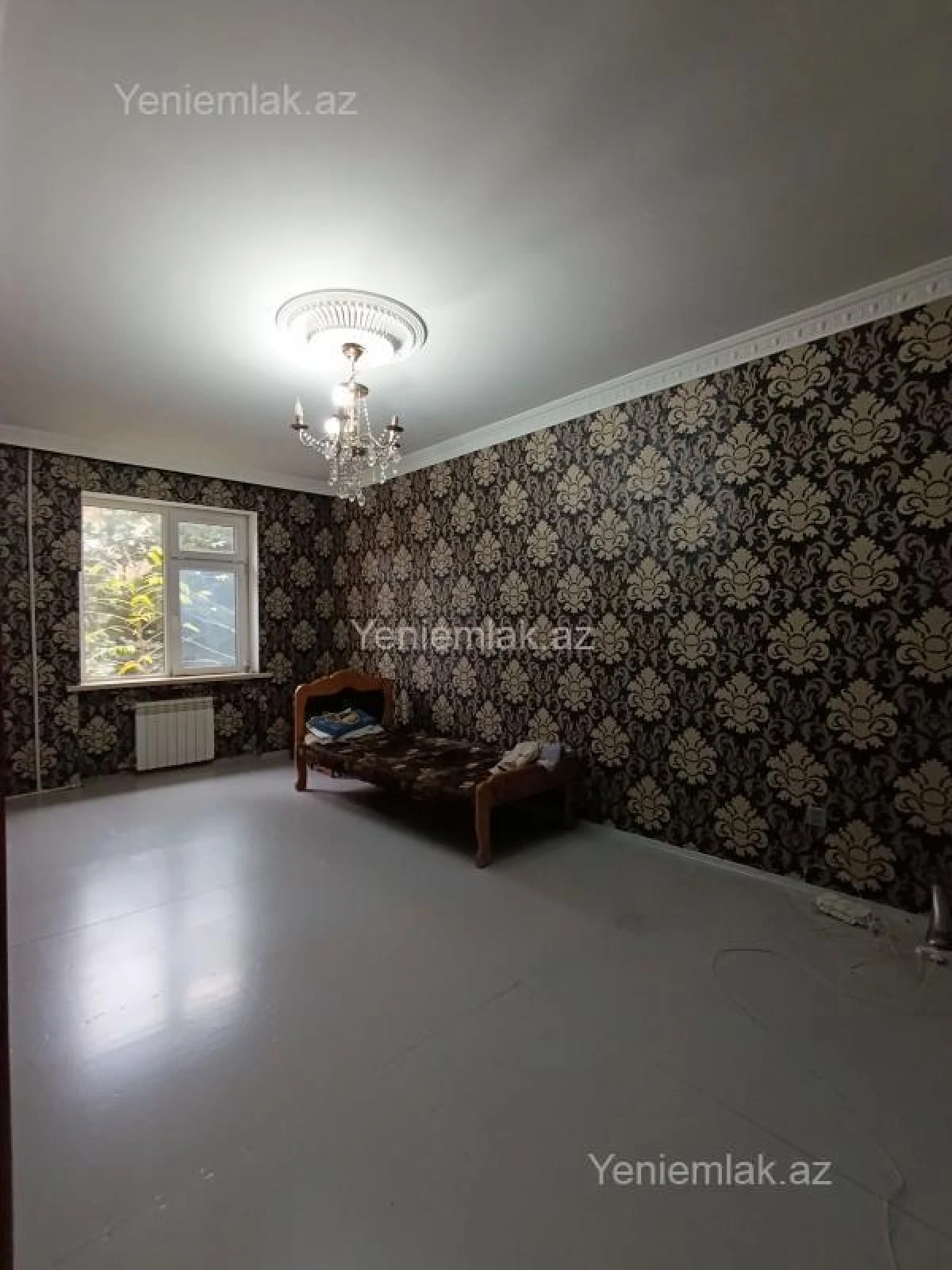 Satılır 2 otaqlı köhnə tikili 63 m²
