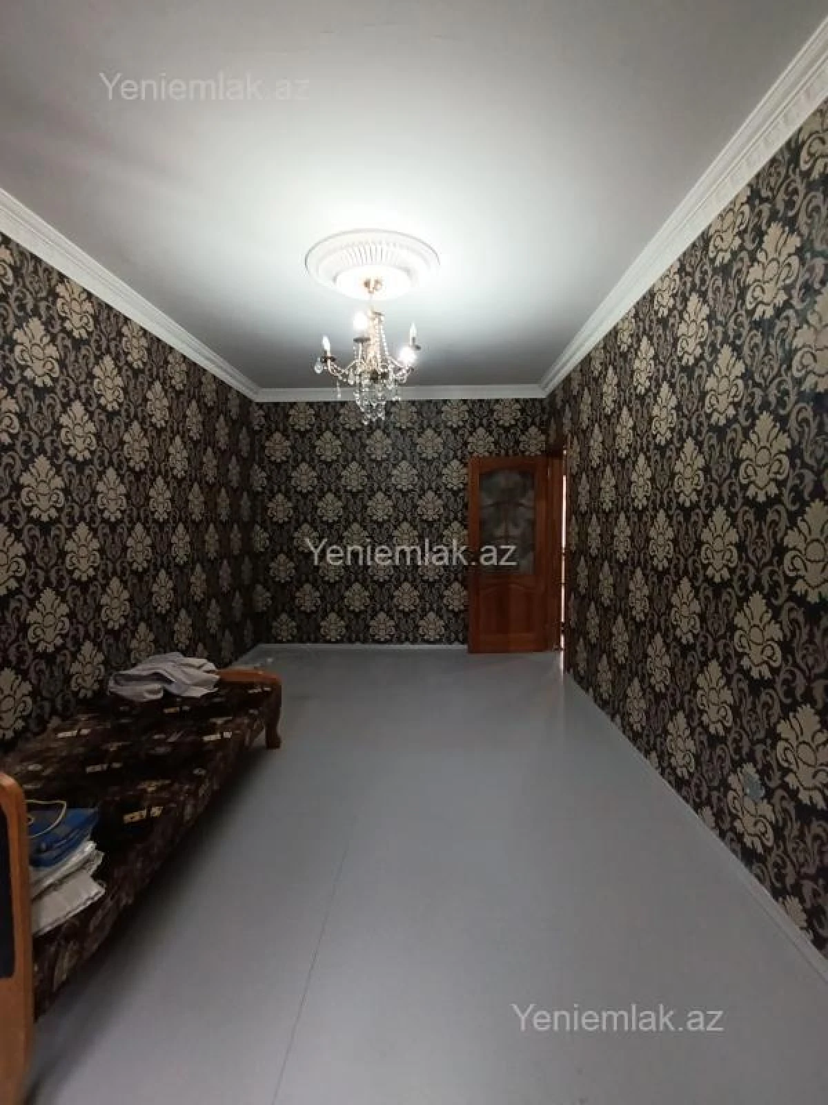 Satılır 2 otaqlı köhnə tikili 63 m²