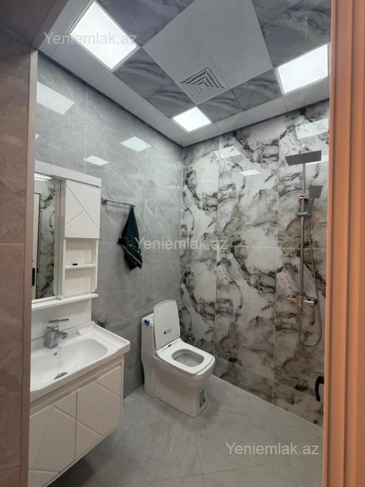 Satılır 2 otaqlı yeni tikili 61 m²